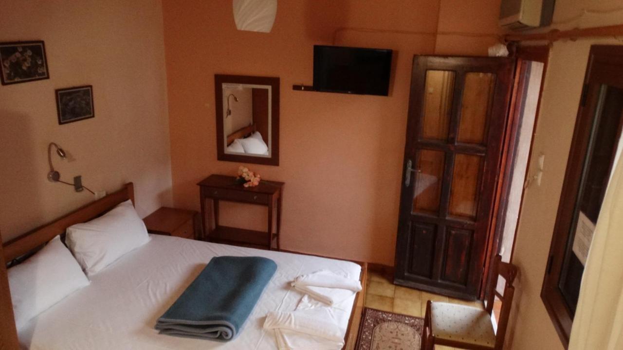Akrotainaritis Rooms Еролимин Экстерьер фото