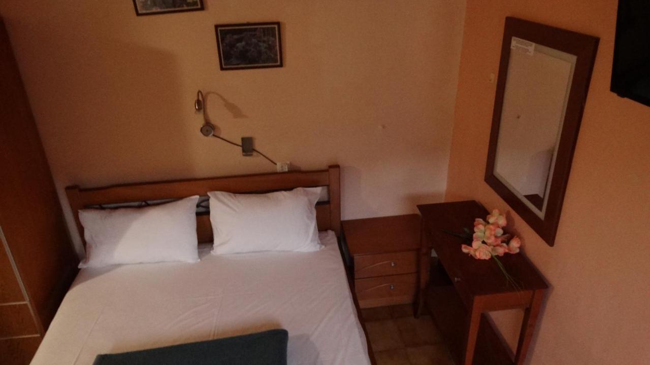 Akrotainaritis Rooms Еролимин Экстерьер фото