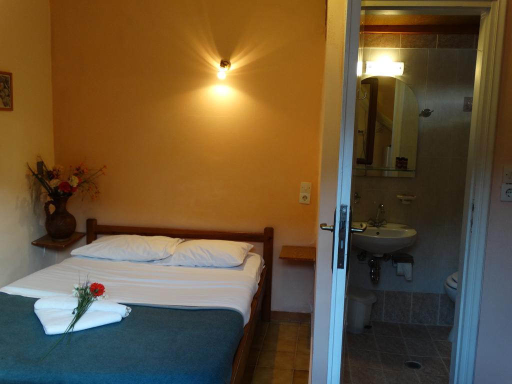 Akrotainaritis Rooms Еролимин Номер фото